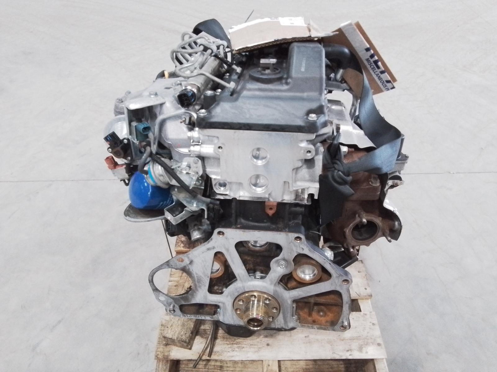 View Auto part Engine Toyota Hiace 2015