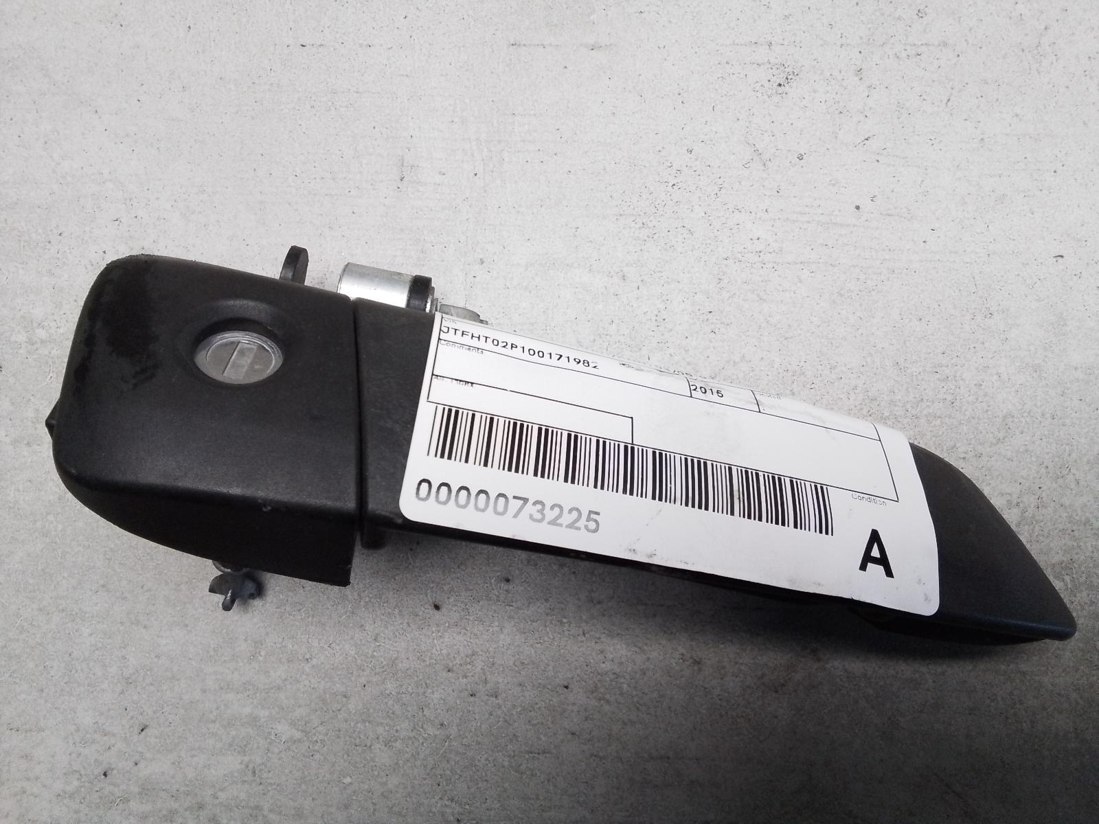 View Auto part Door Handle Toyota Hiace 2015