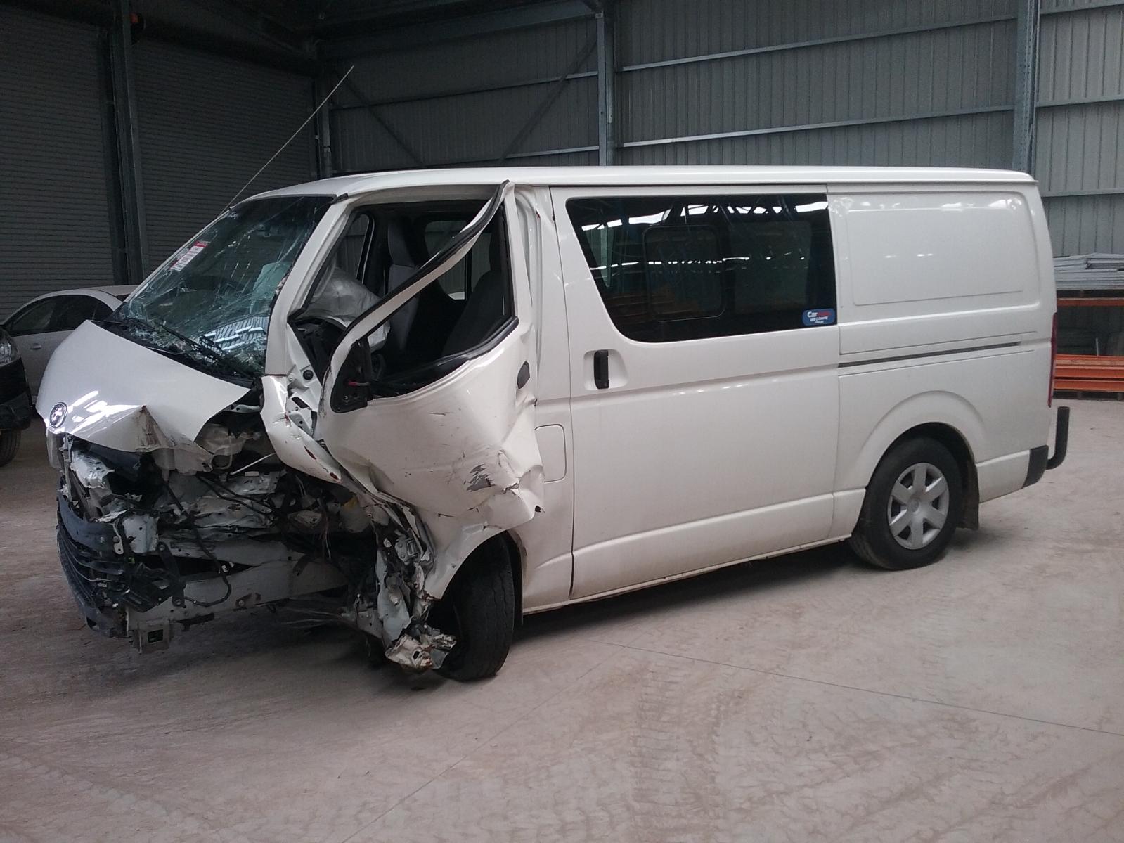 View Auto part Left Rear Door/Sliding Toyota Hiace 2015