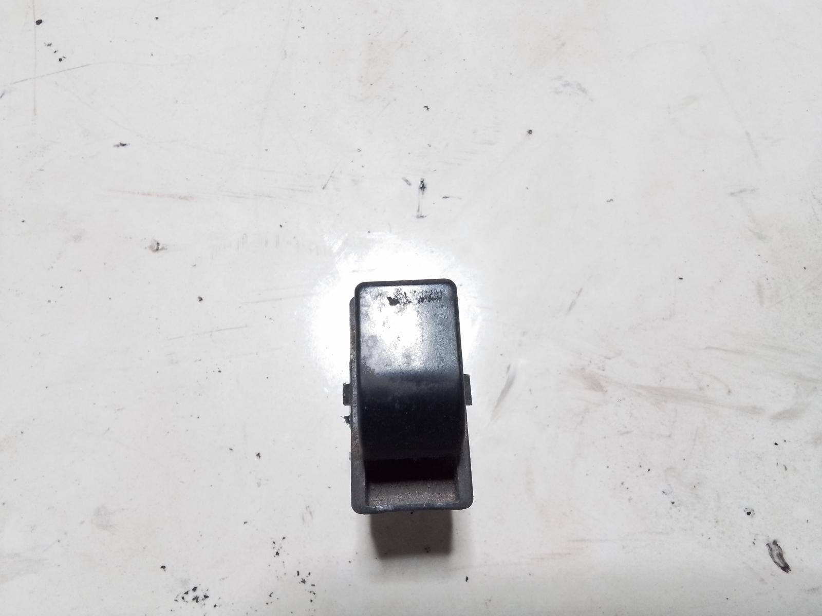 View Auto part Pwr Dr Wind Switch Nissan Navara 1998