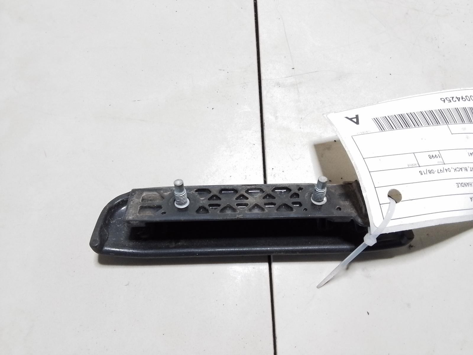 View Auto part Door Handle Nissan Navara 1998