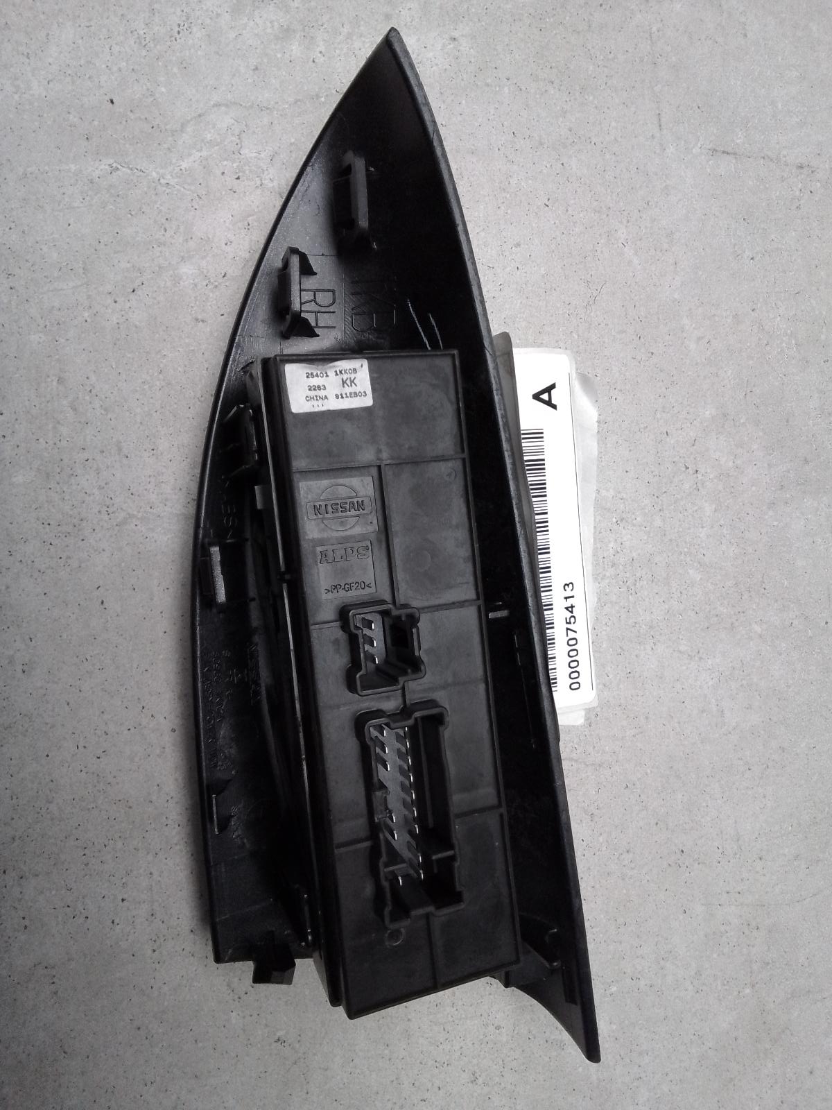 View Auto part Pwr Dr Wind Switch Nissan Juke 2014