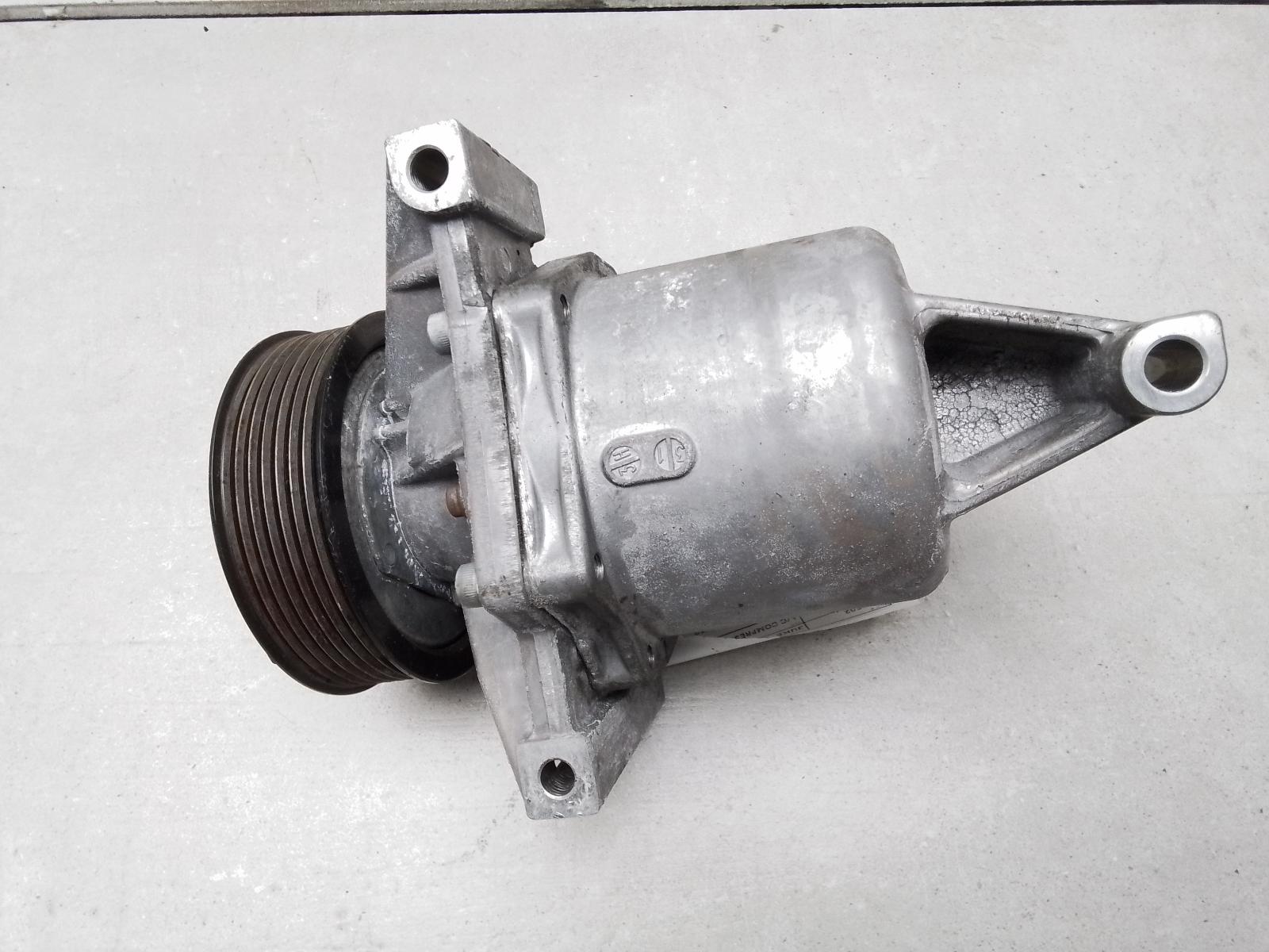 View Auto part A/C Compressor Nissan Juke 2014