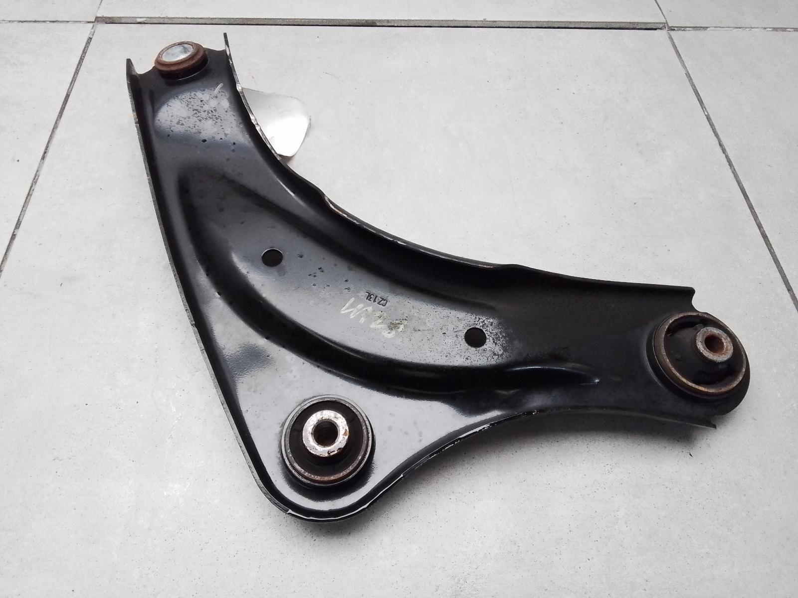 View Auto part Right Front Lower Control Arm Nissan Juke 2014