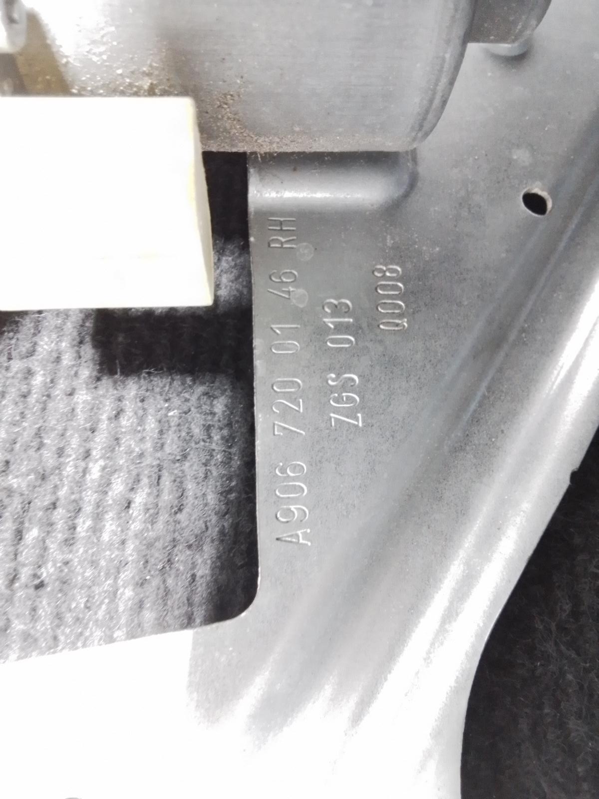 2015 Mercedes Sprinter Right Front Window Reg/Motor View Auto part Right Front Window Reg/Motor Mercedes Sprinter 2015