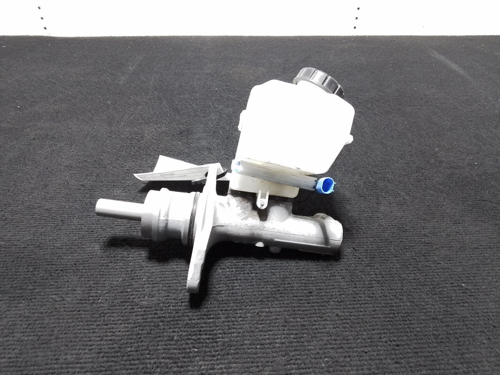 2015 Mercedes Sprinter Master Cylinder View Auto part Master Cylinder Mercedes Sprinter 2015