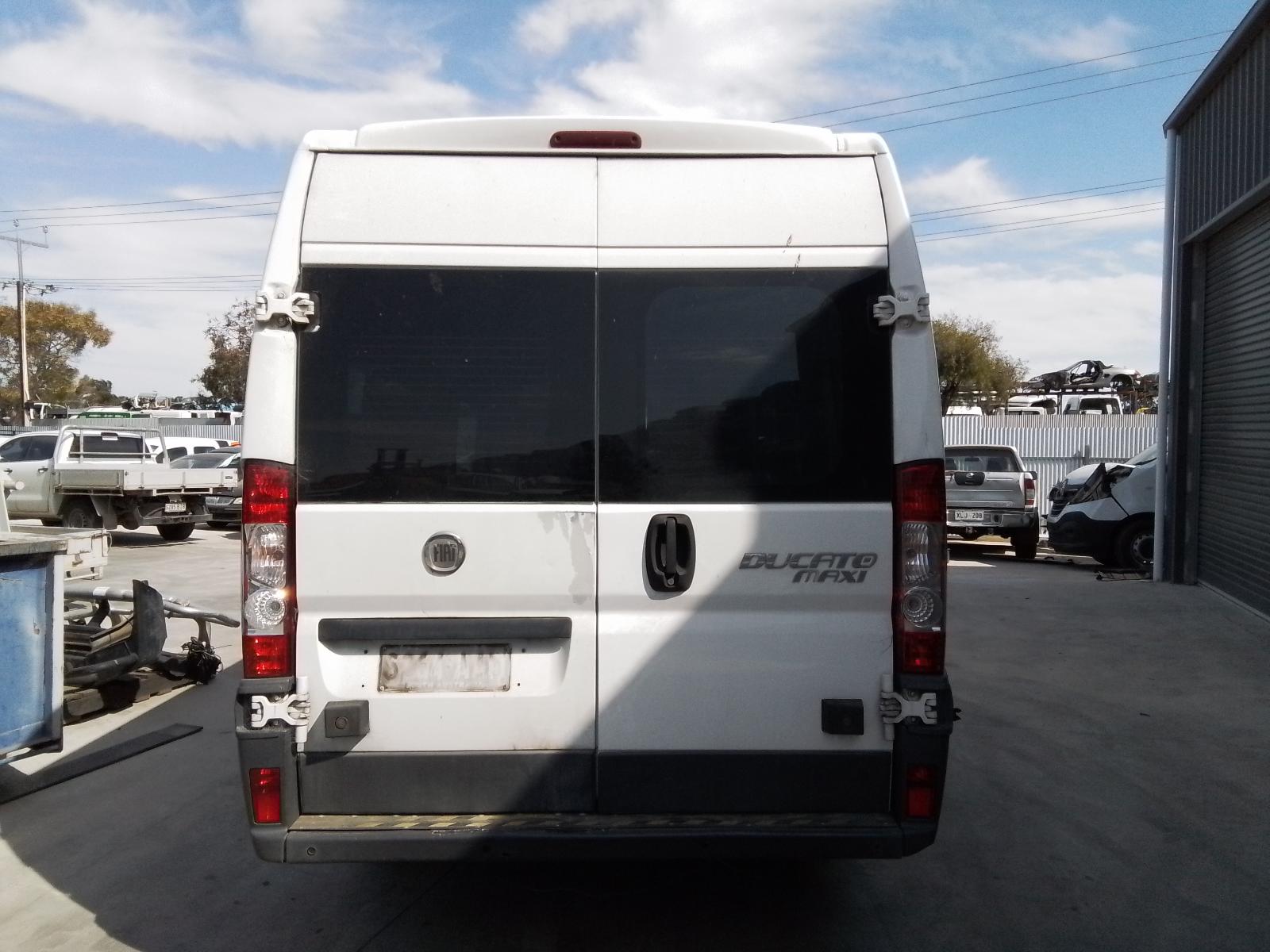 View Auto part Fuse Box Fiat Ducato 2008