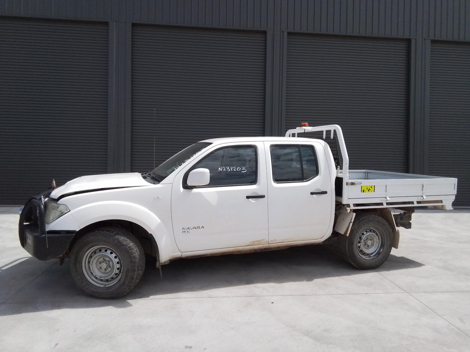 View Auto part Transfer Case Nissan Navara 2012