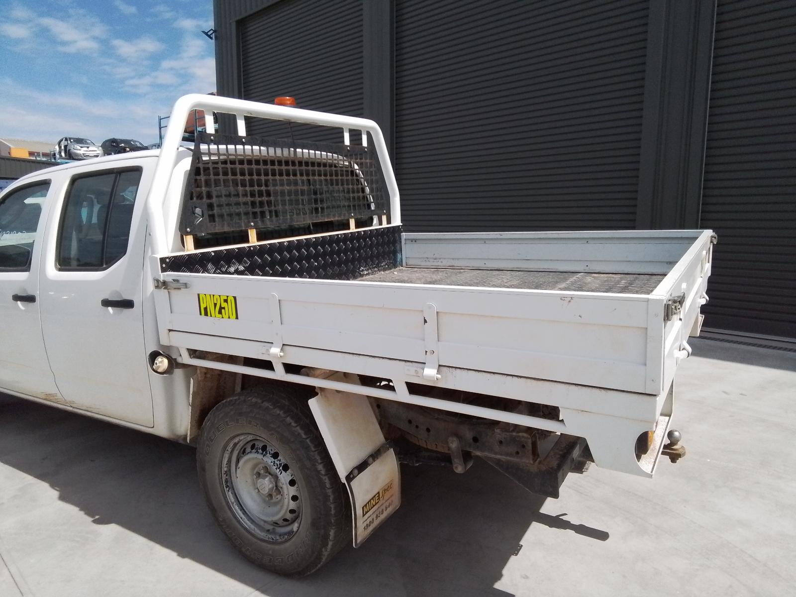 View Auto part Transfer Case Nissan Navara 2012