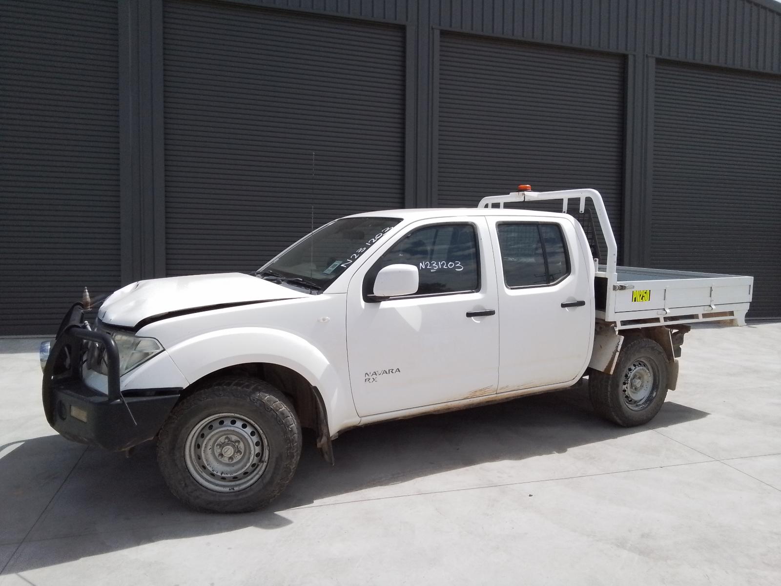 View Auto part Transfer Case Nissan Navara 2012