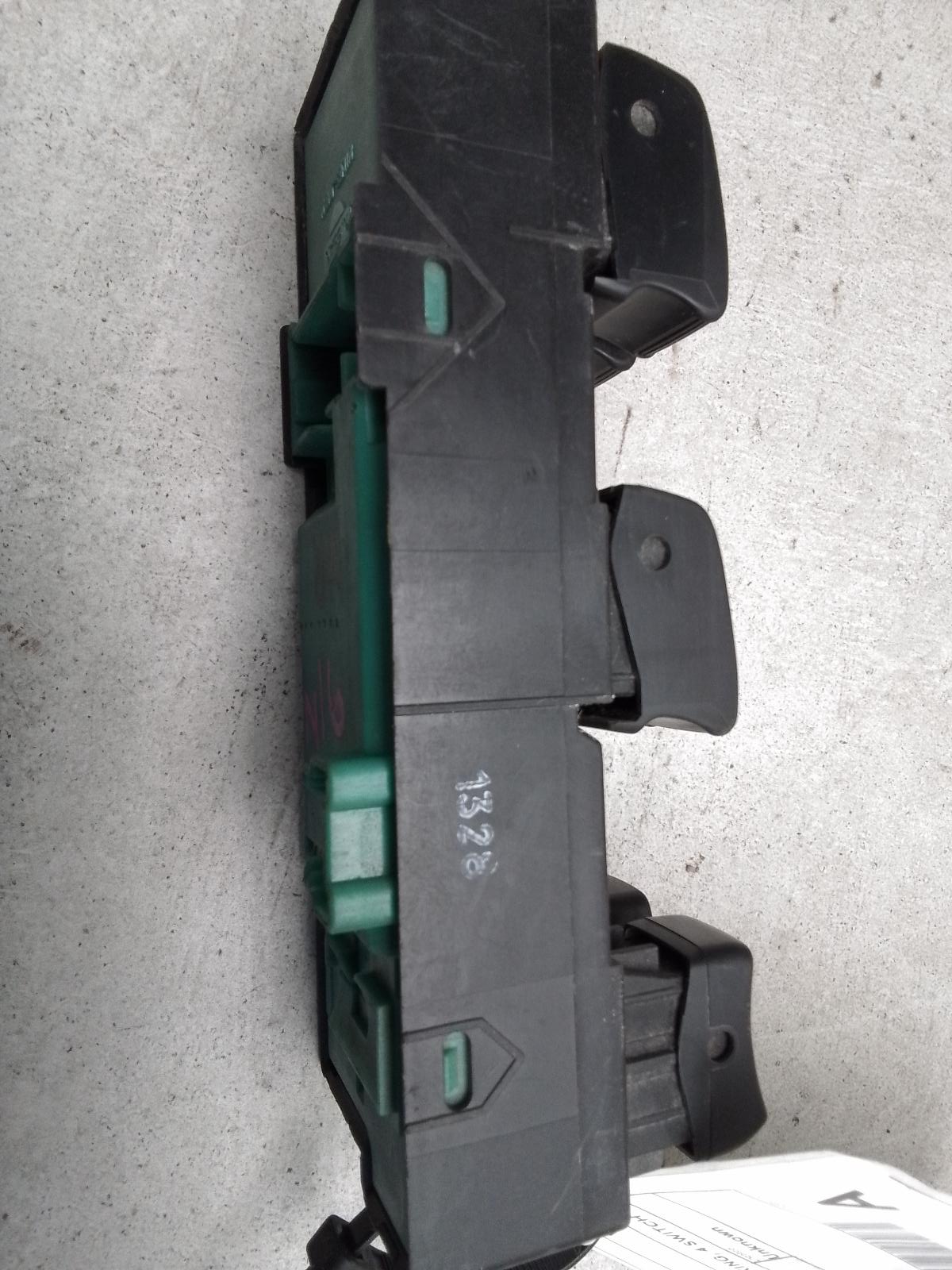 View Auto part Pwr Dr Wind Switch Nissan Pulsar 2003