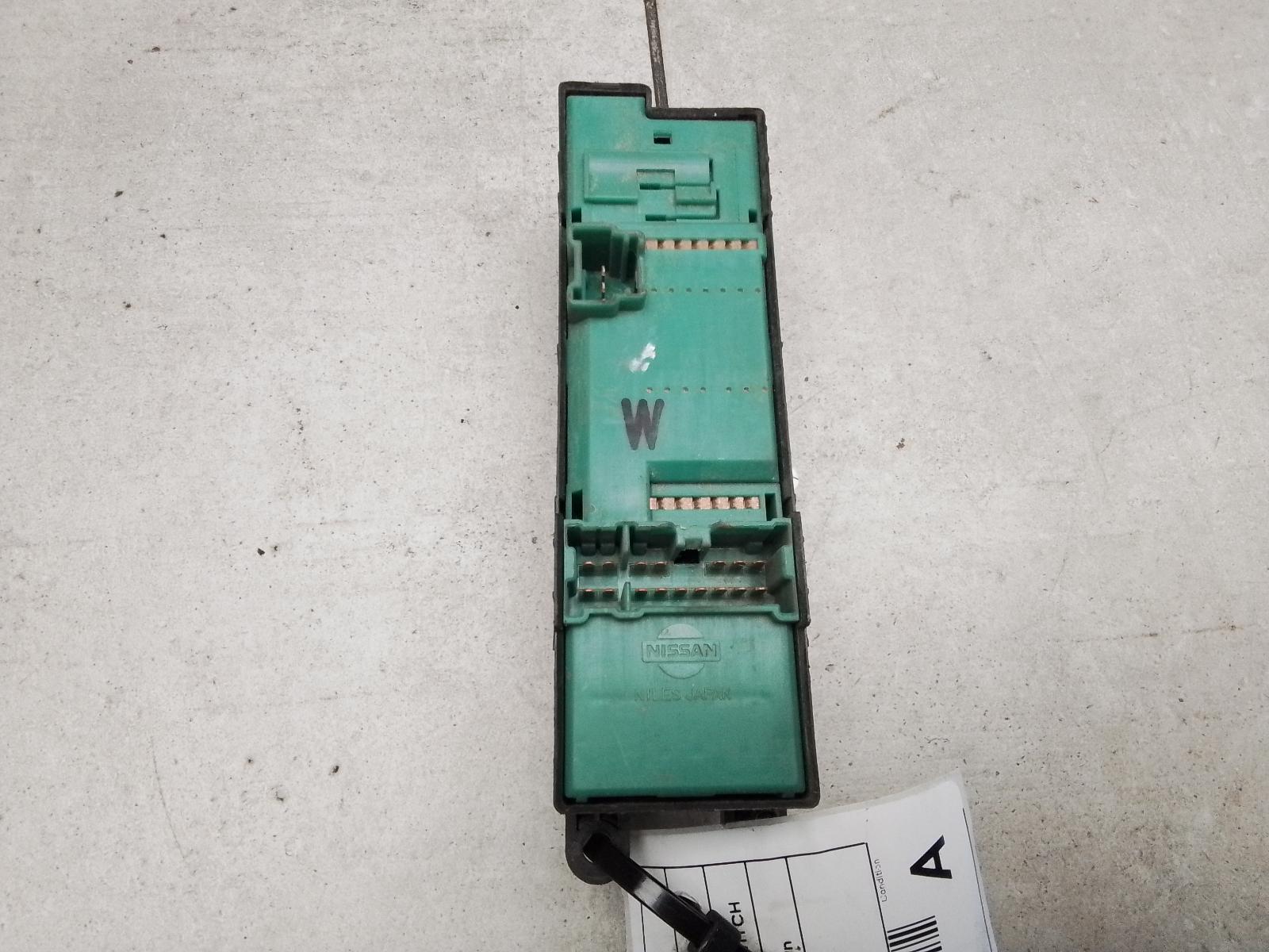 View Auto part Pwr Dr Wind Switch Nissan Pulsar 2003