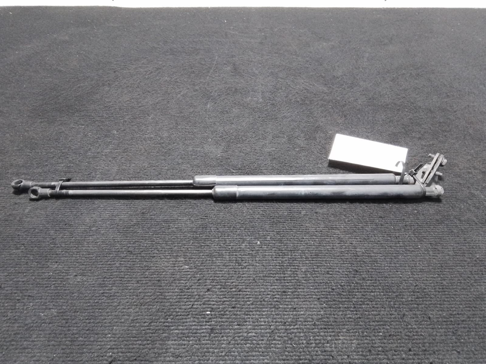 View Auto part Hatch Strut Nissan Xtrail 2003