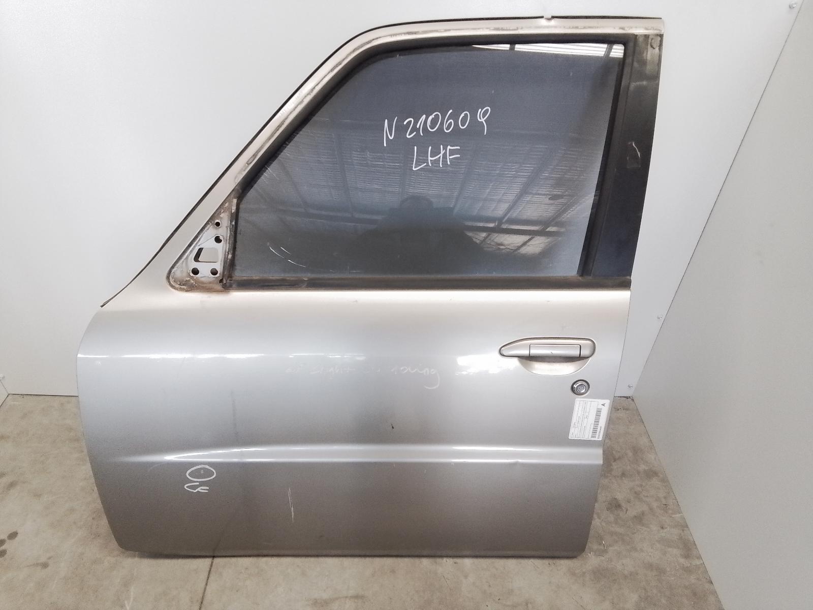 View Auto part Left Front Door Nissan Patrol 2006