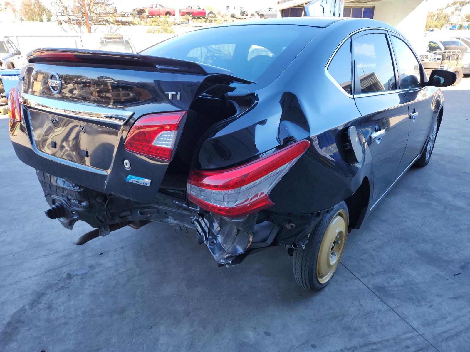 2013 Nissan Pulsar Fuse Box View Auto part Fuse Box Nissan Pulsar 2013