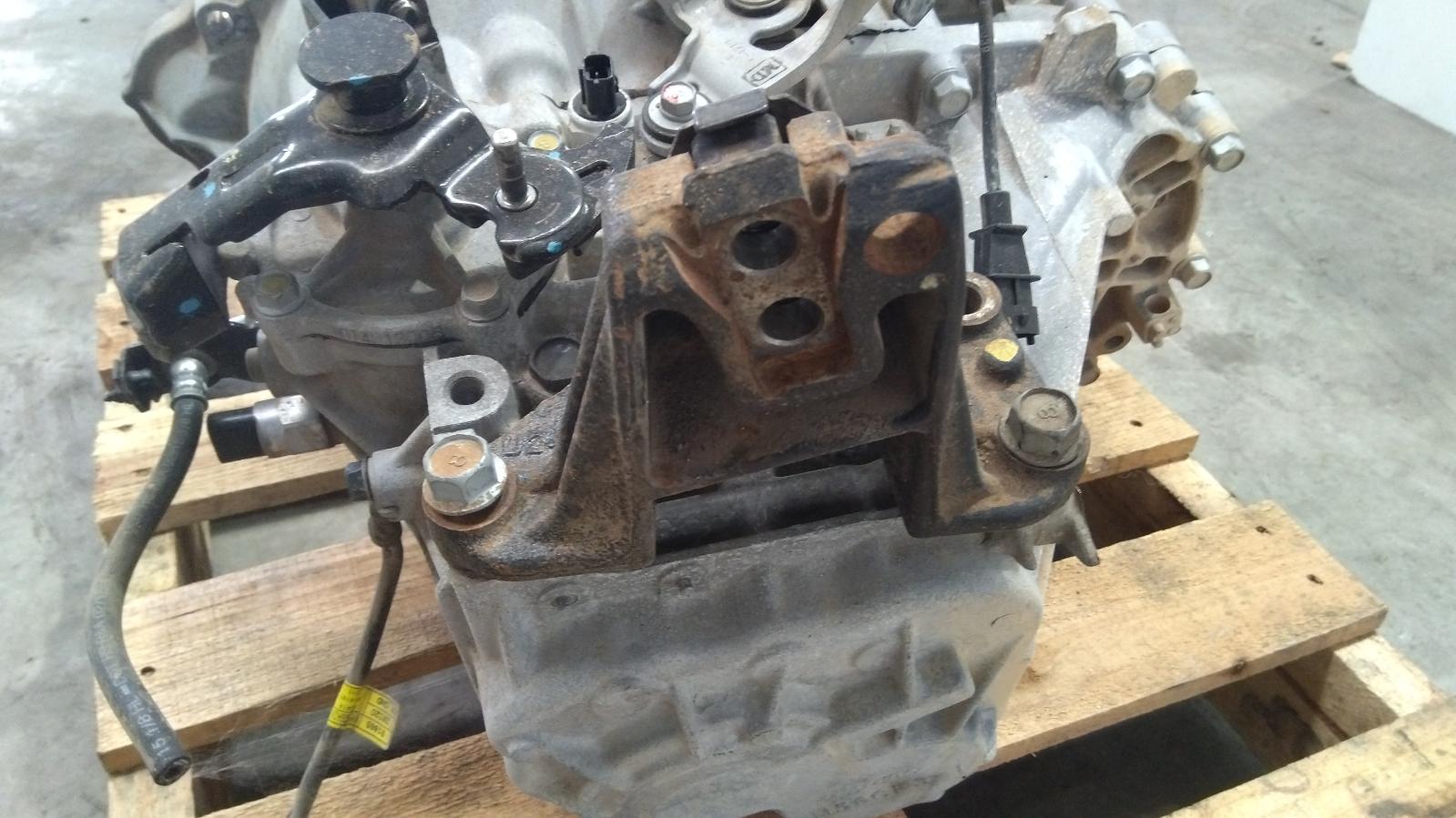 View Auto part Master Cylinder Nissan Navara 2000