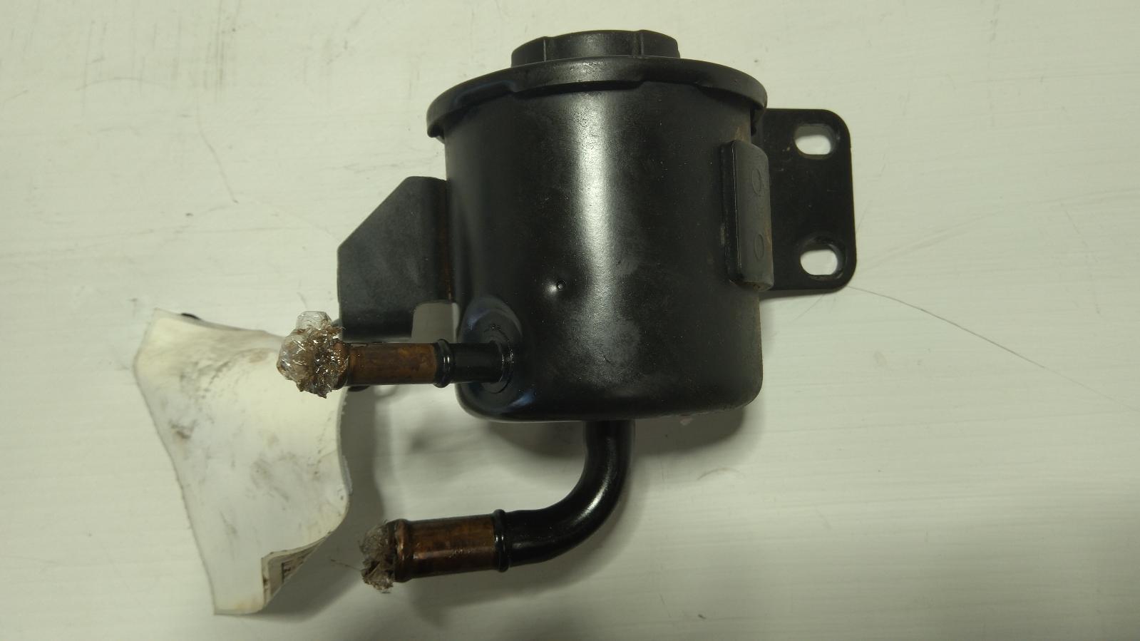 View Auto part P/S Reservoir Nissan Navara 2000
