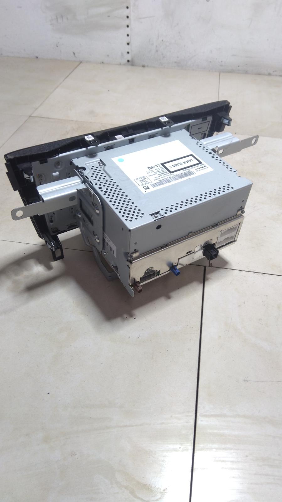 View Auto part Radio/Cd/Dvd/Sat/Tv Nissan Xtrail 2017
