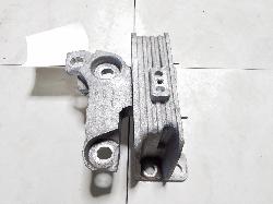 View Auto part Mount Renault Master 2024