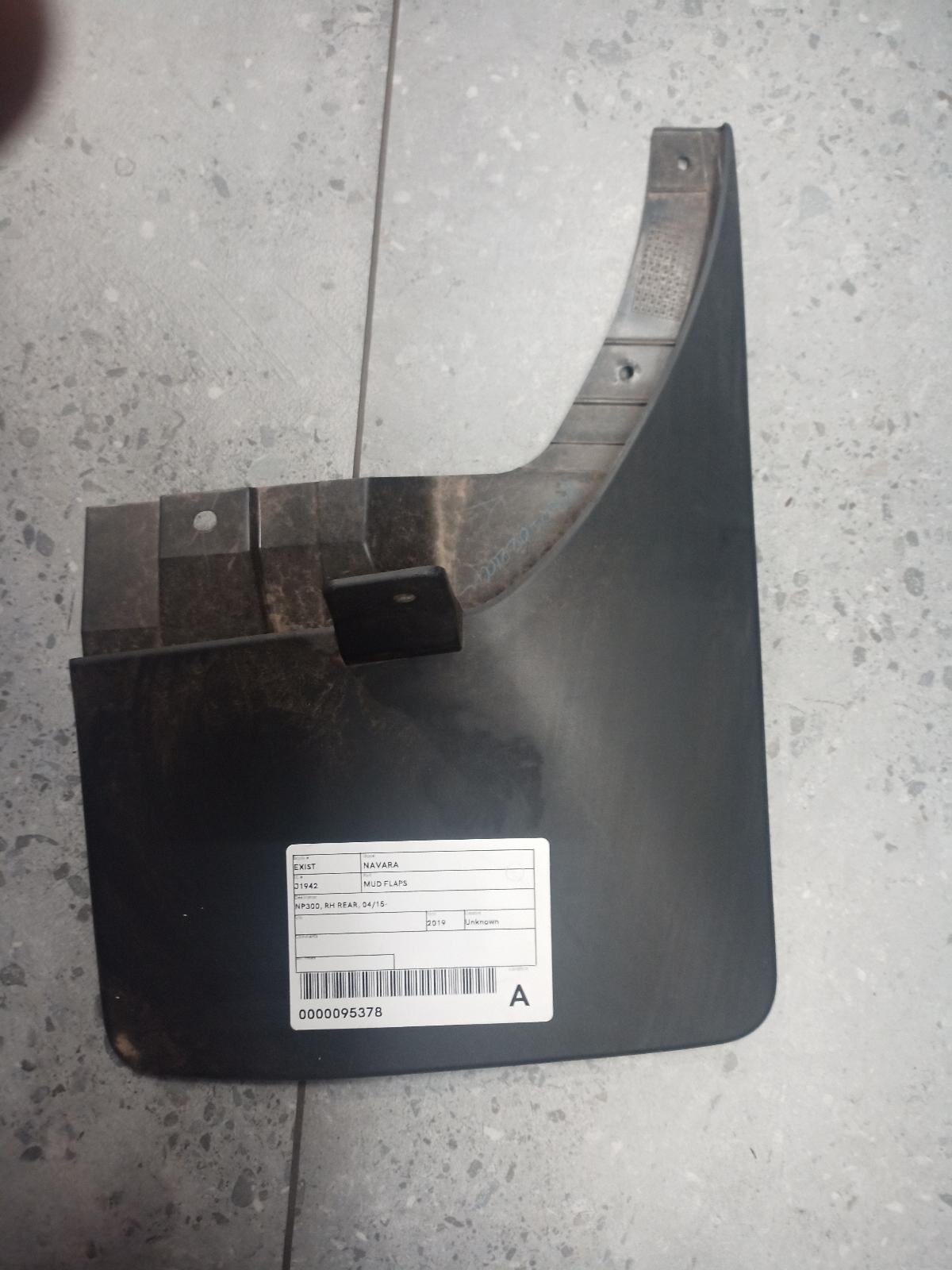 View Auto part Mud Flaps Nissan Navara 2019