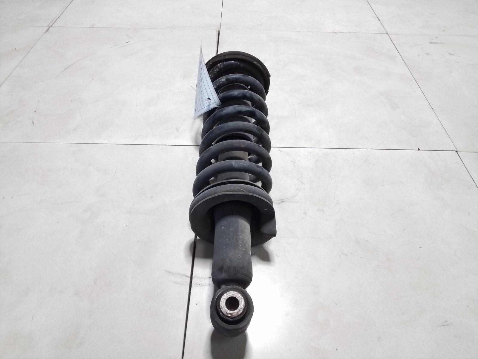 View Auto part Left Front Strut Nissan Navara 2017