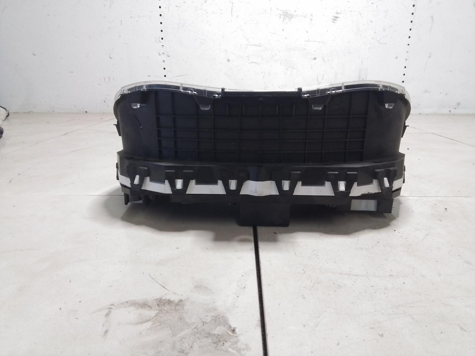 View Auto part Instrument Cluster Nissan Navara 2017