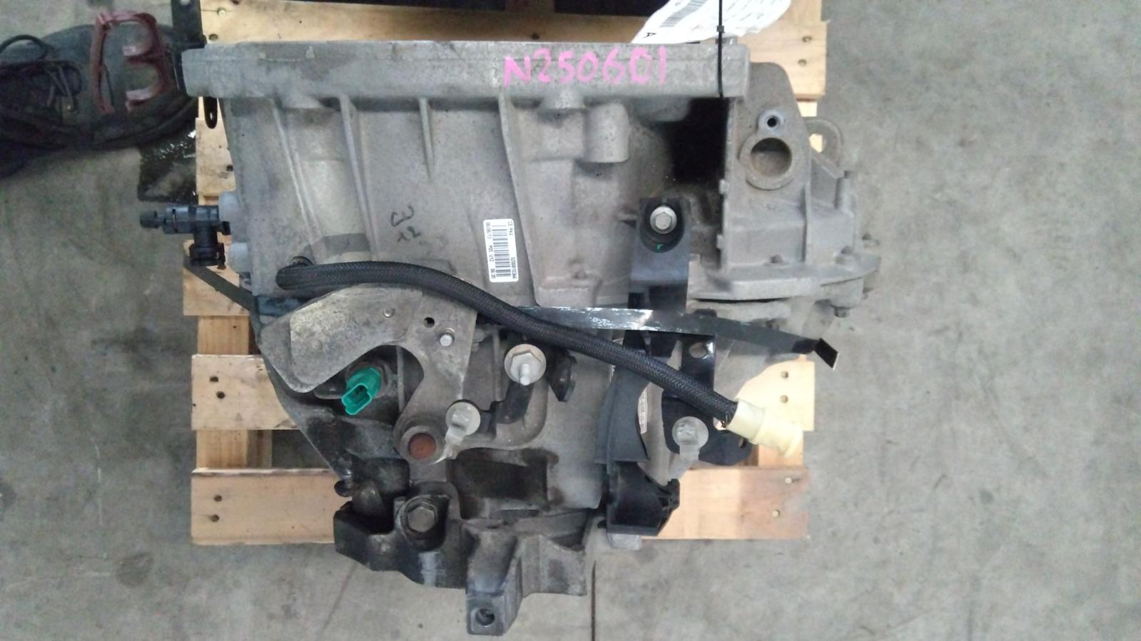 2014 Renault Megane Trans/Gearbox View Auto part Trans/Gearbox Renault Megane 2014