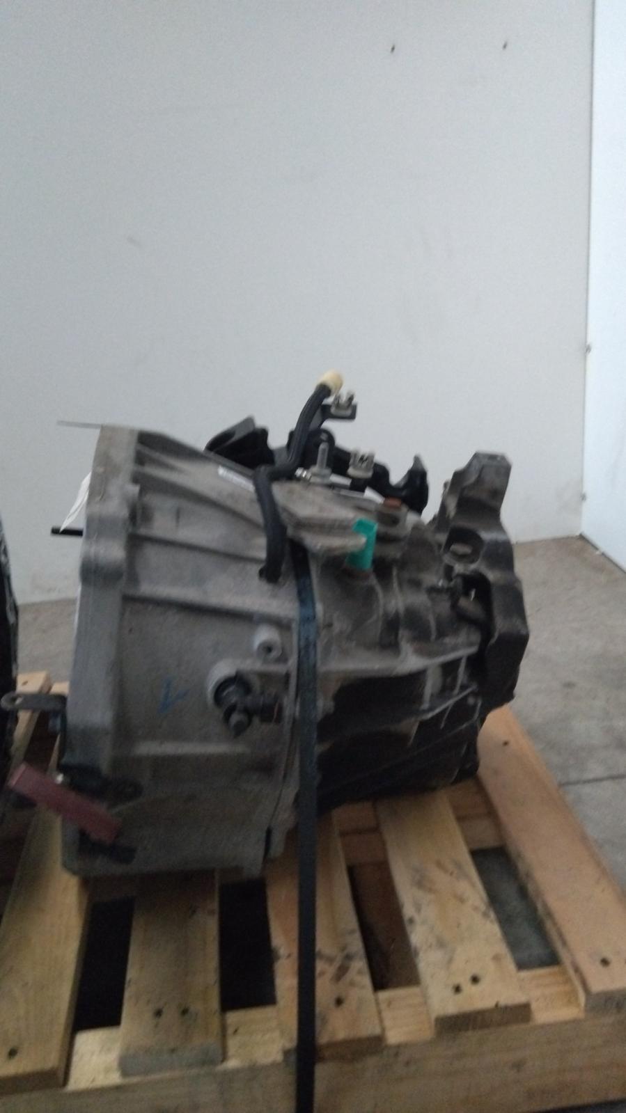 2014 Renault Megane Trans/Gearbox View Auto part Trans/Gearbox Renault Megane 2014