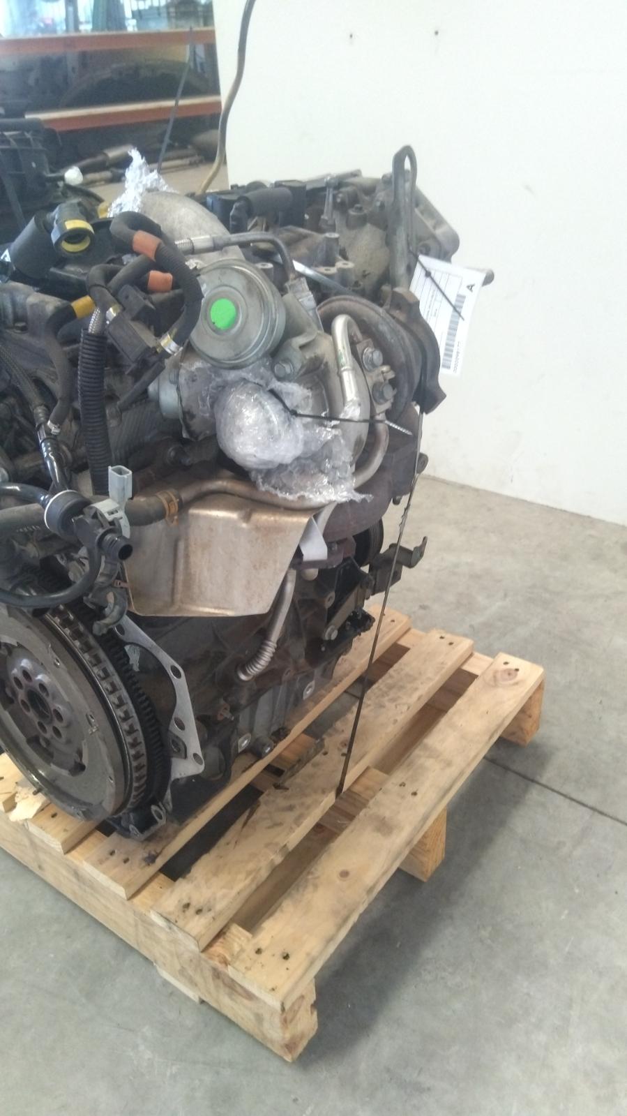 View Auto part Engine Renault Megane 2014