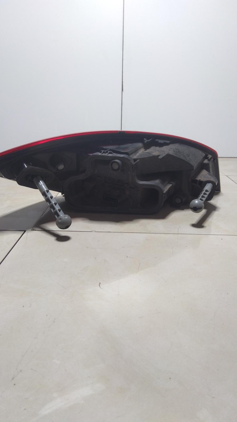 View Auto part Right Taillight Renault Megane 2014