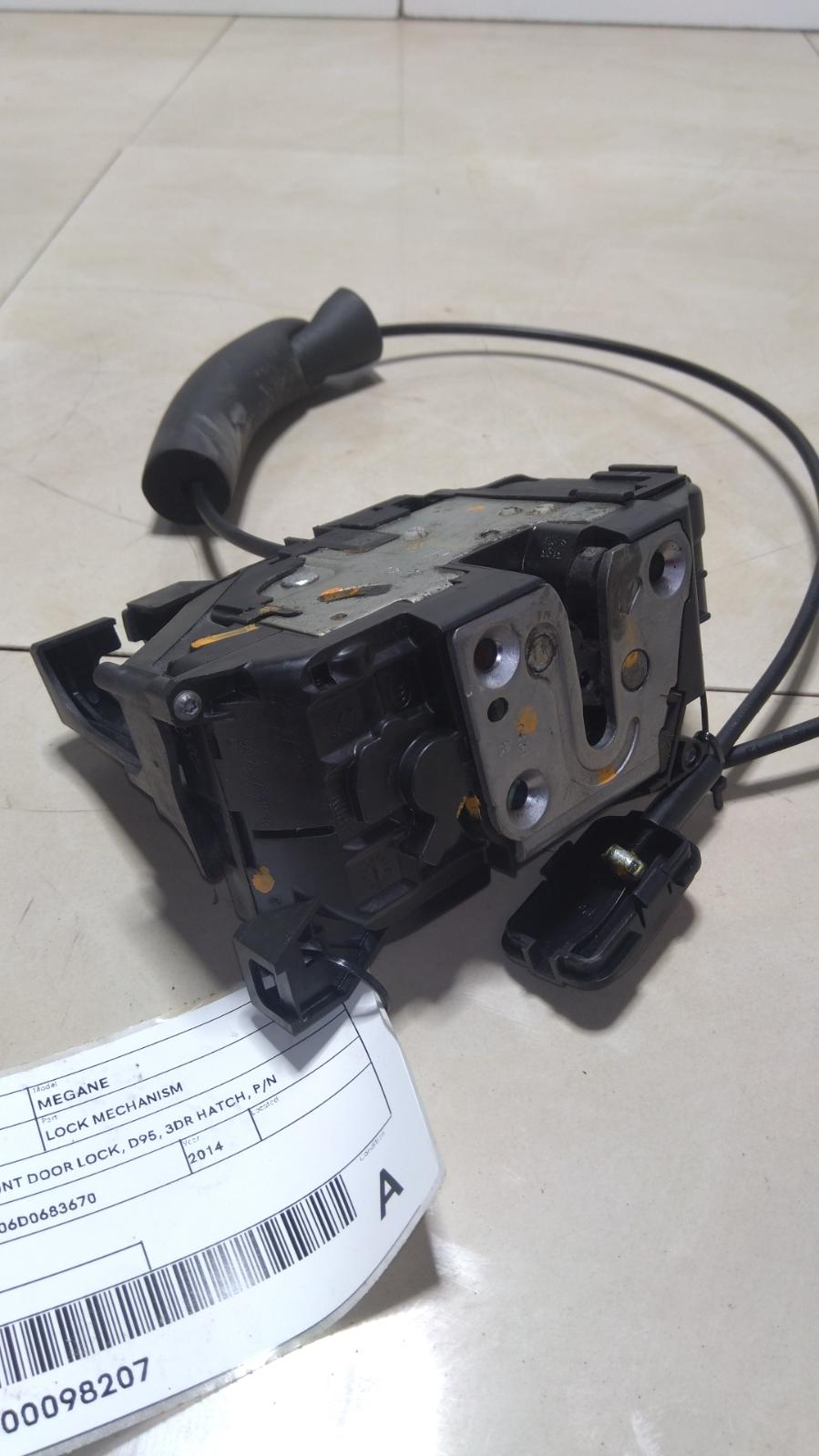 2014 Renault Megane Door/Boot/Gate Lock View Auto part Door/Boot/Gate Lock Renault Megane 2014