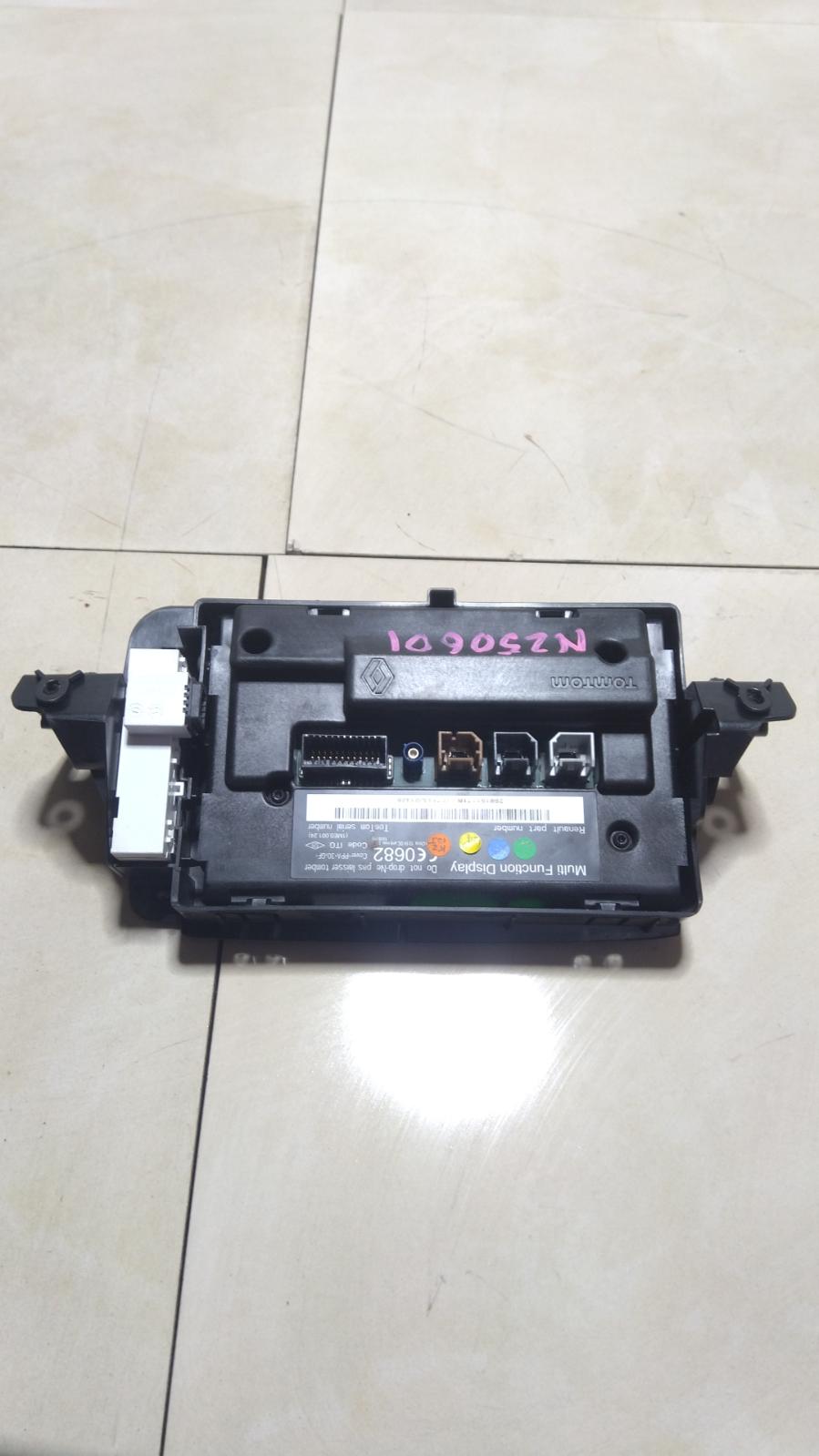 2014 Renault Megane Radio/Cd/Dvd/Sat/Tv View Auto part Radio/Cd/Dvd/Sat/Tv Renault Megane 2014