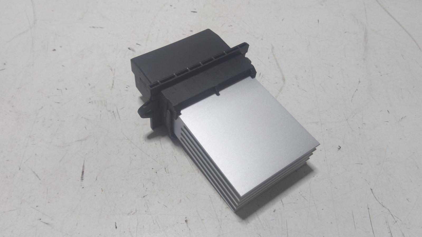 View Auto part Fan Speed Resistor Renault Megane 2007