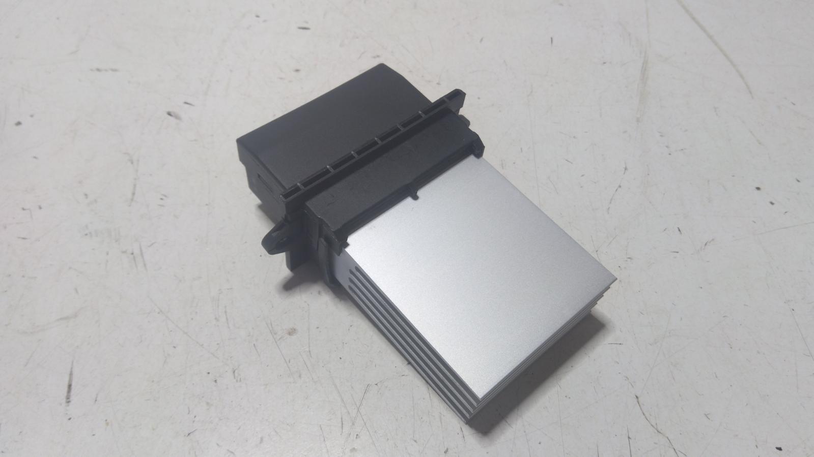 View Auto part Fan Speed Resistor Renault Megane 2007