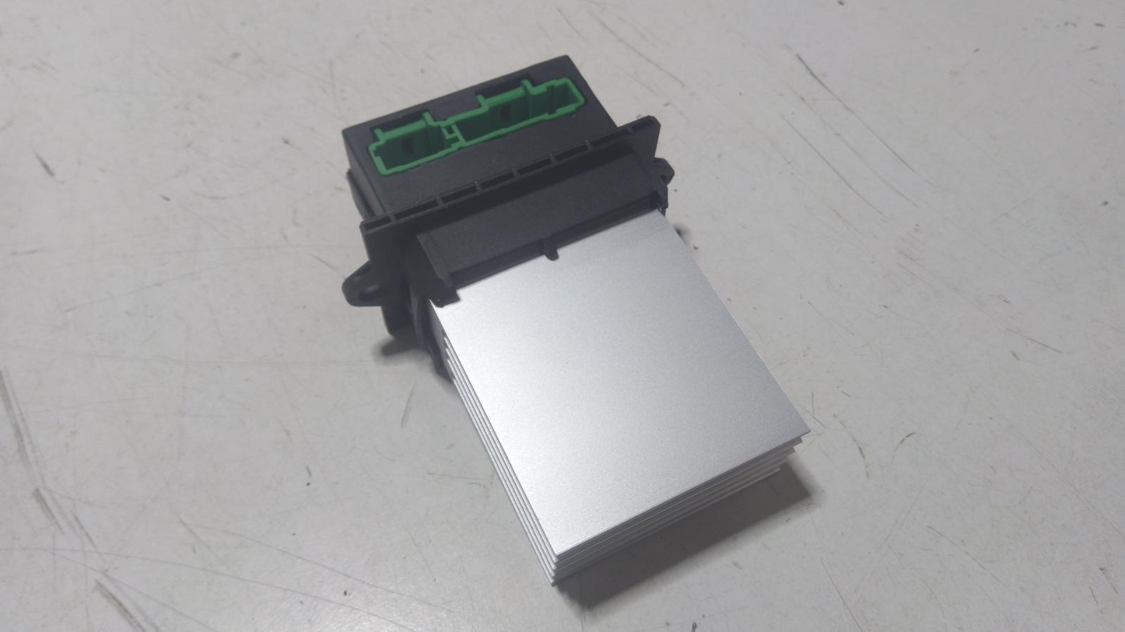 View Auto part Fan Speed Resistor Renault Megane 2007
