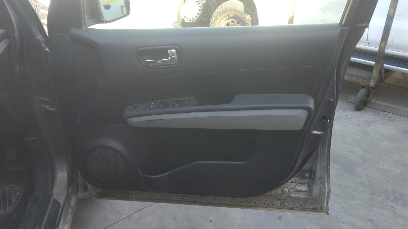 View Auto part Radiator Nissan Xtrail 2012