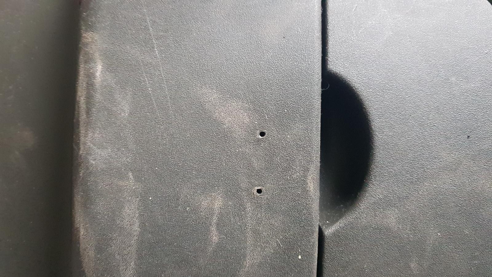 View Auto part Console Nissan Navara 2008