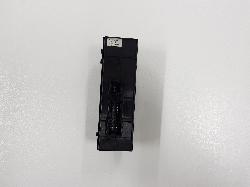 View Auto part Pwr Dr Wind Switch Nissan Navara 2015