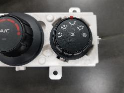 View Auto part Heater/Ac Controls Renault Master 2017