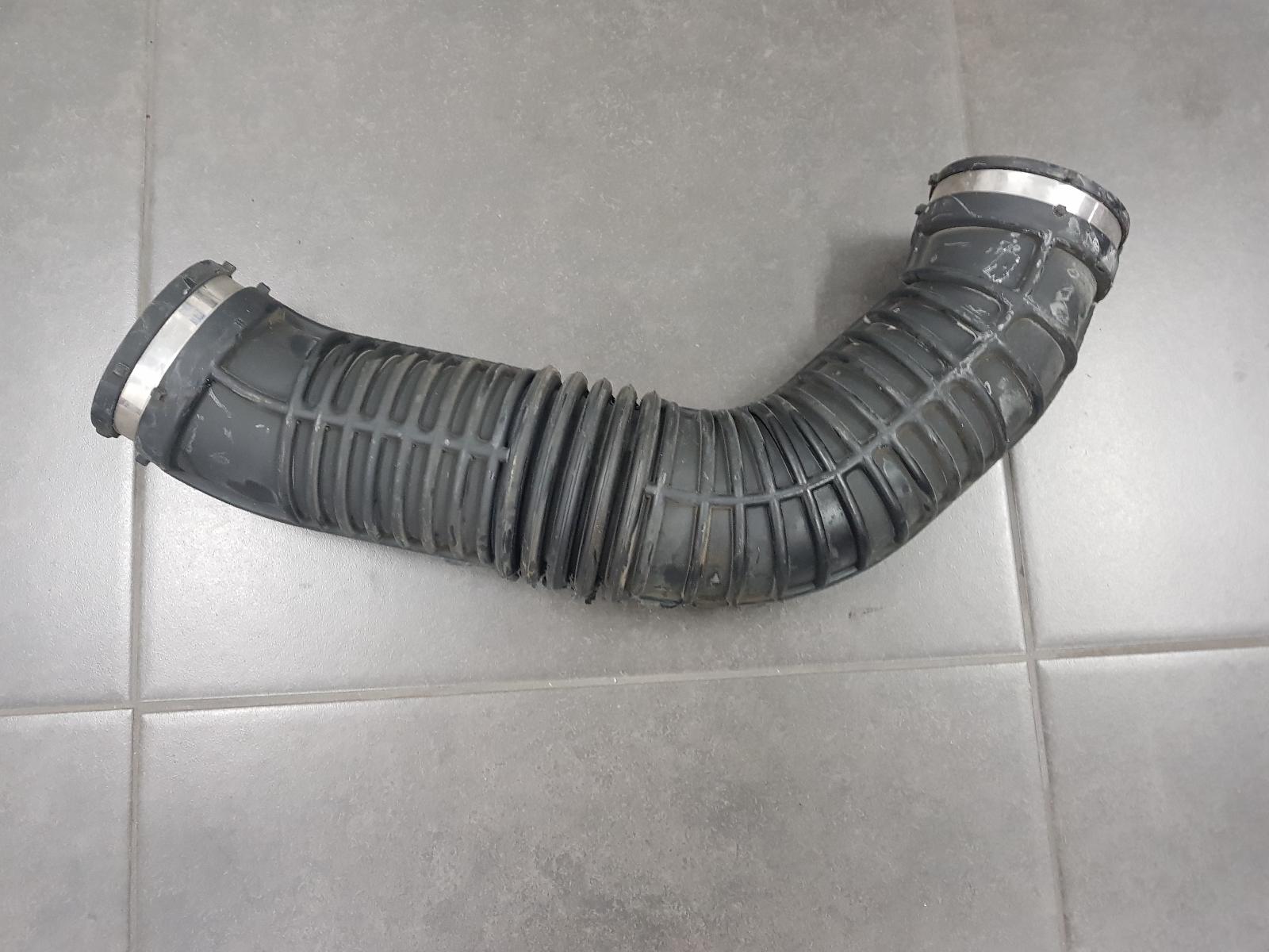 2017 Renault Master Air Cleaner Duct/Hos View Auto part Air Cleaner Duct/Hos Renault Master 2017