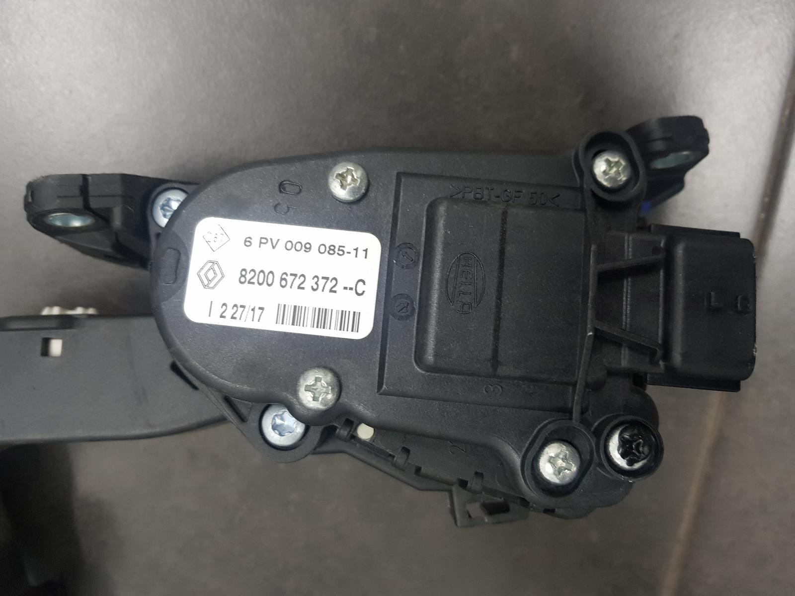 View Auto part Pedal Assembly Renault Master 2017