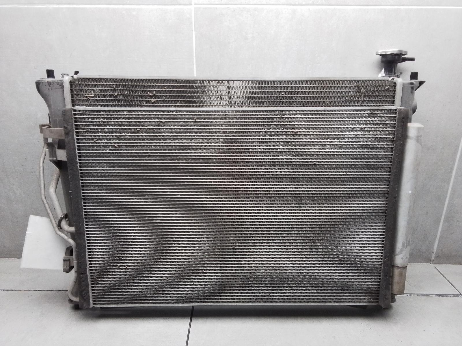 View Auto part A/C Condenser Kia Cerato 2010