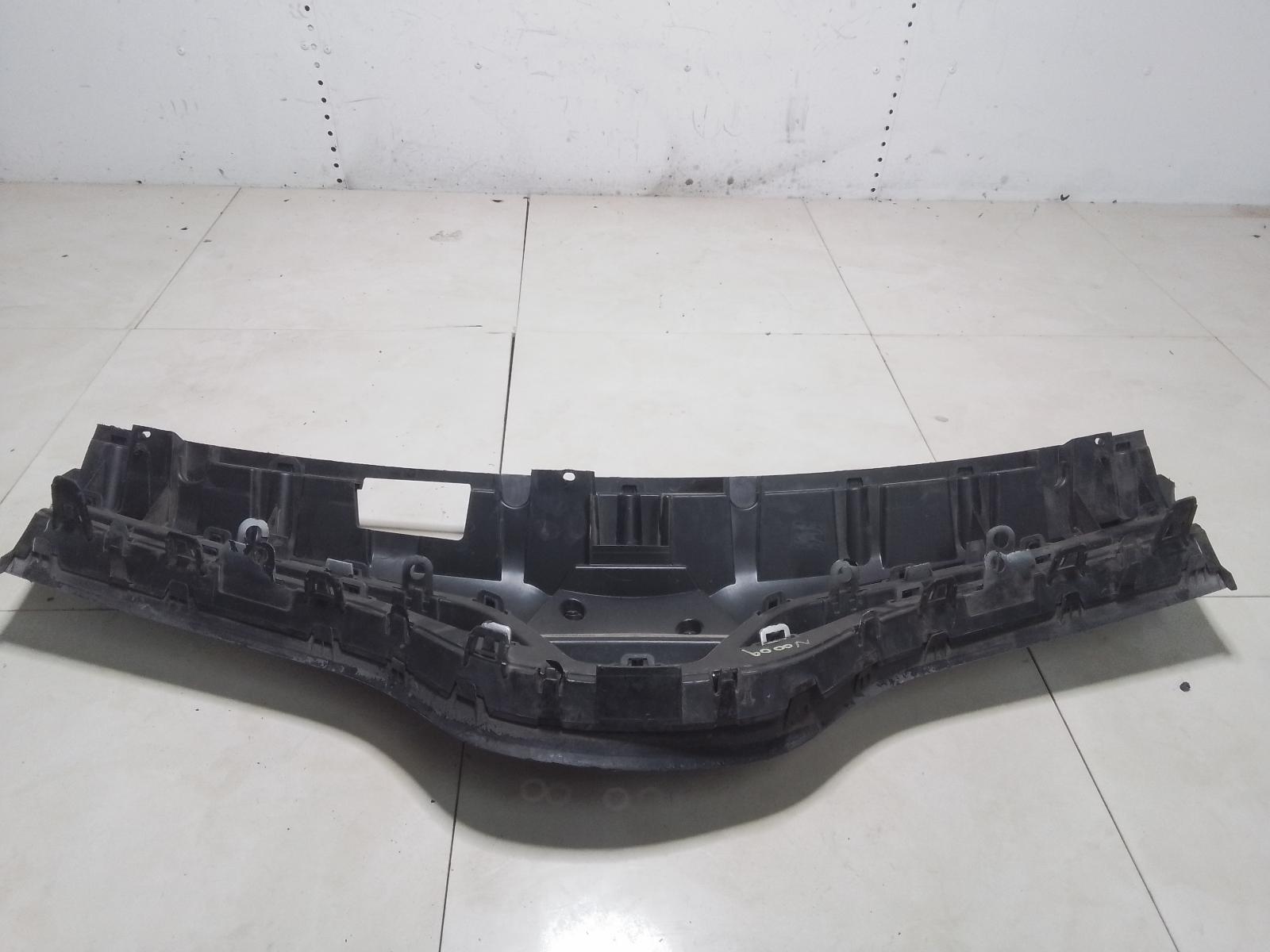 View Auto part Grille Renault Kangoo 2015