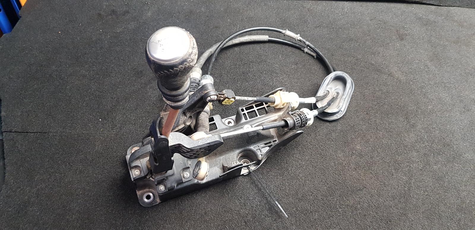 View Auto part Gear Linkage Nissan Pulsar 2013