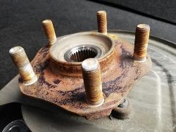 View Auto part Right Front Hub Assembly Nissan Pulsar 2013