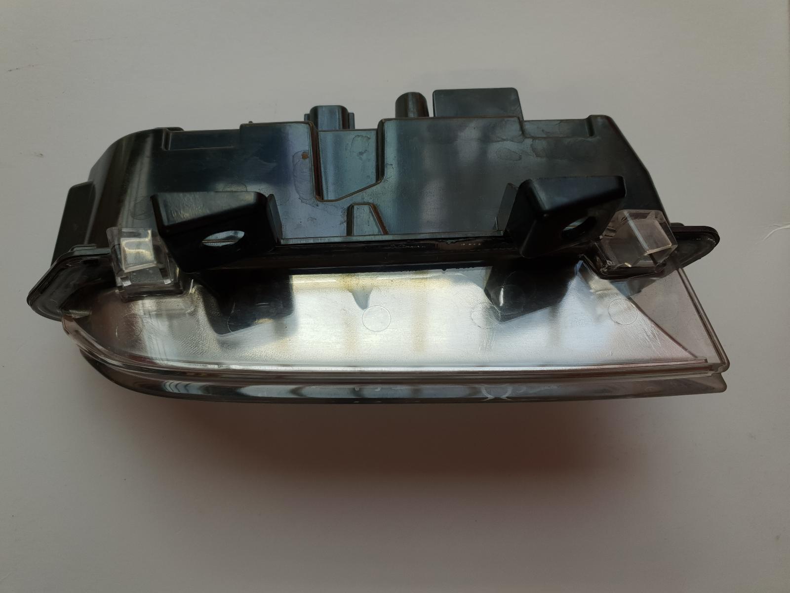 View Auto part Left Indicator/Fog/Side Renault Clio 2016