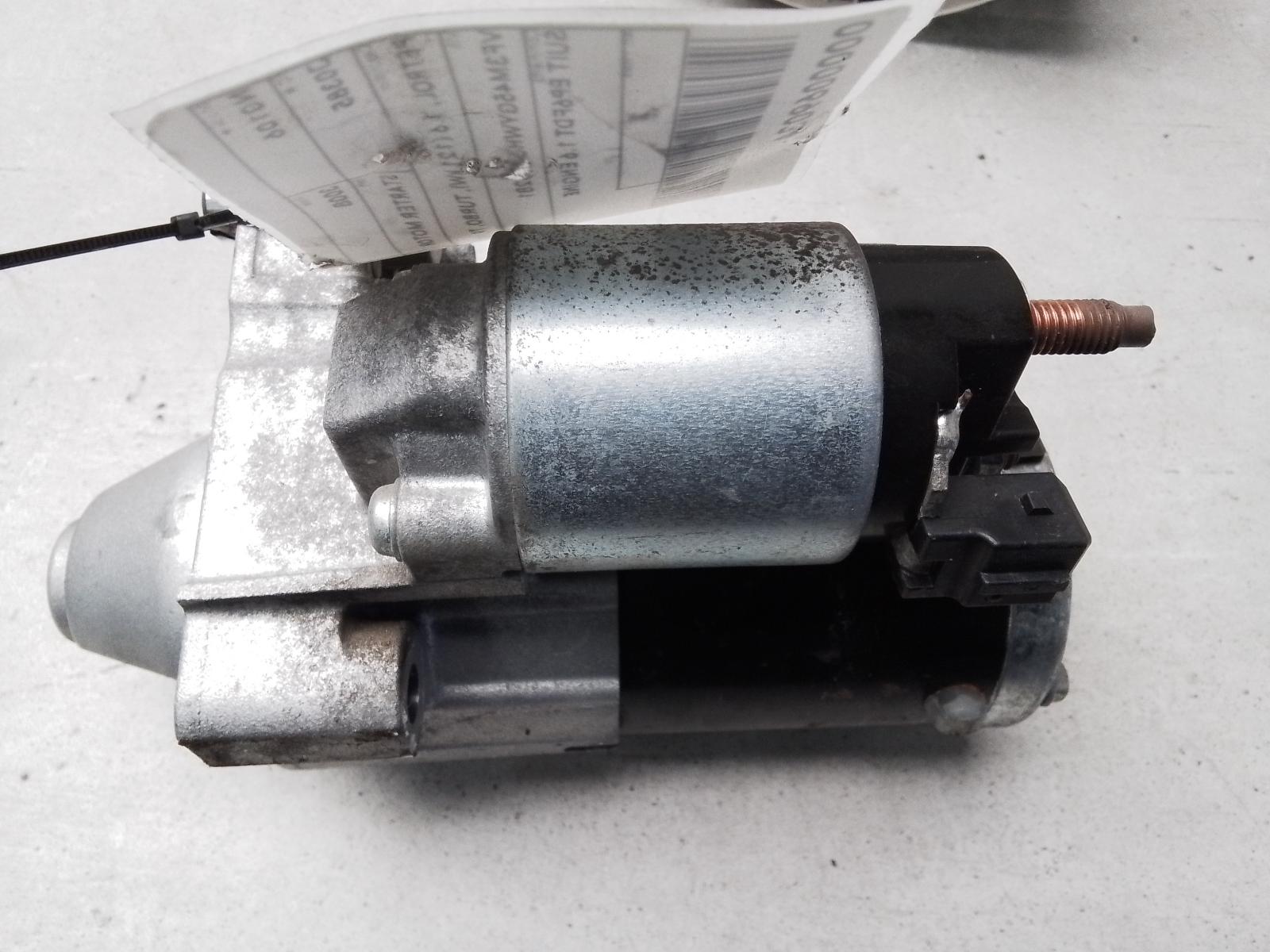 View Auto part Starter Peugeot 3008 2017