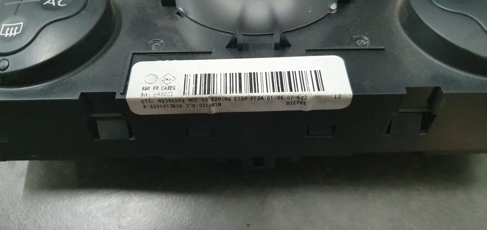 2007 Renault Megane Heater/Ac Controls View Auto part Heater/Ac Controls Renault Megane 2007