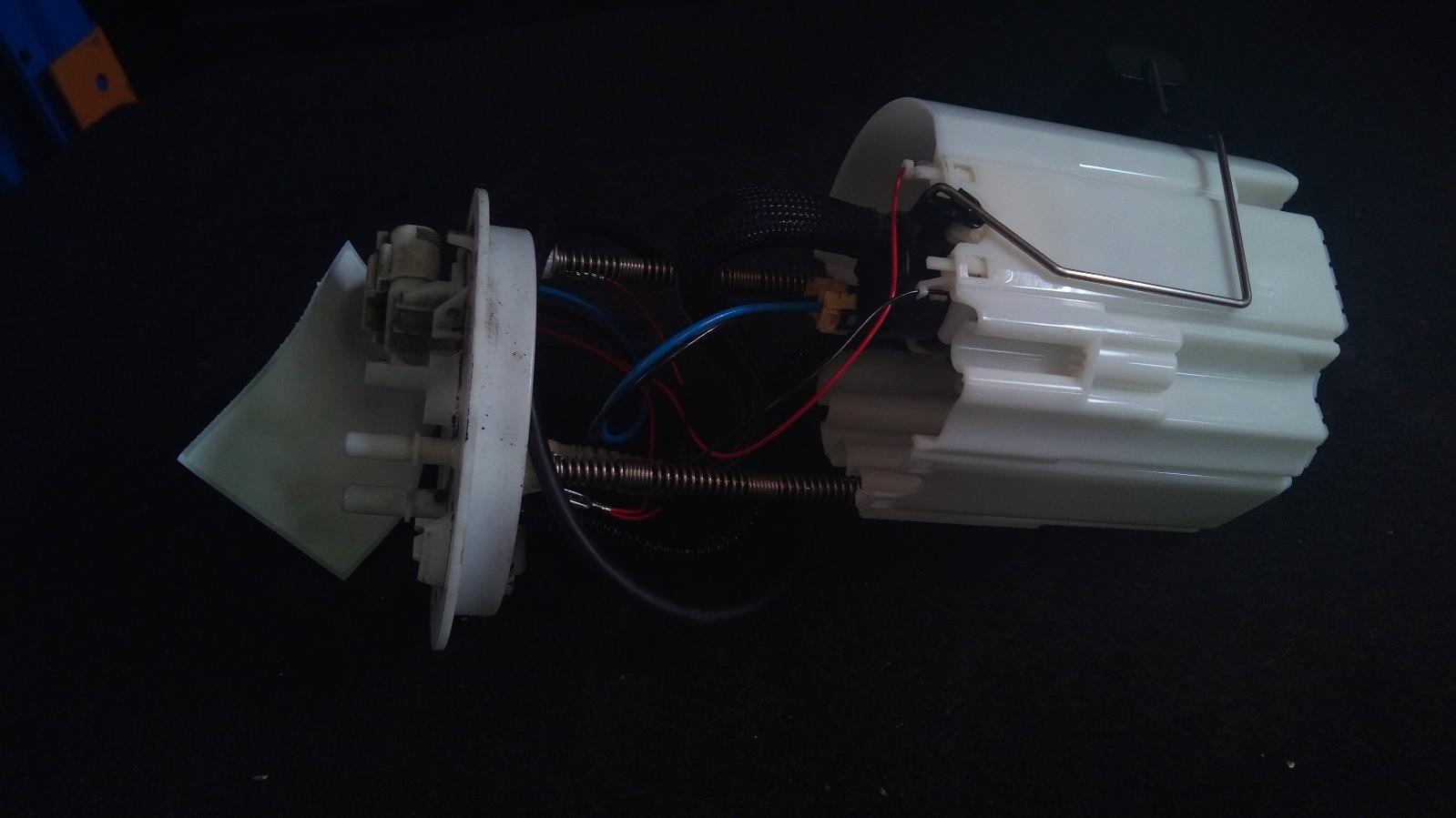 View Auto part Fuel Pump Holden Cruze 2012