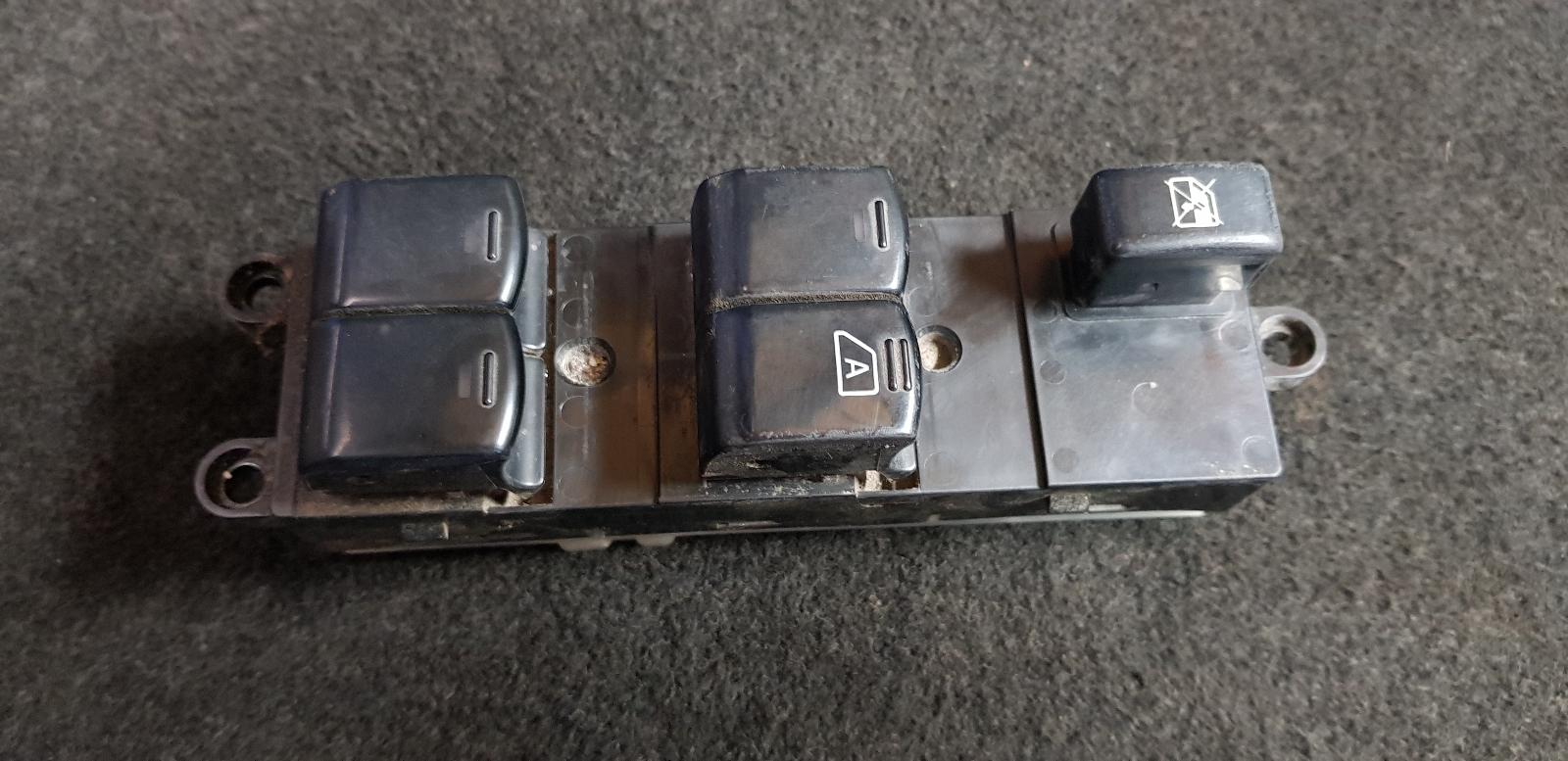 View Auto part Pwr Dr Wind Switch Nissan Pathfinder 2006
